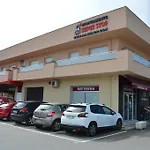 Residencial Super Stop Apartaments Torre Valentina