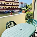 Port Sotavent 16A - Apartamento En La Marina De Empuriabrava - Piscina Comunitaria, - Parking - Vistas Al Canal - Cerca Centro Y Playa