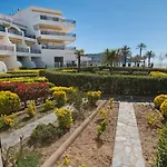 Apartamento a pie de playa, climatizado y parking