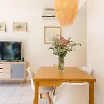 Beach Apartment In The Heart Of Tamariu