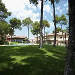 Village Golf Beach
