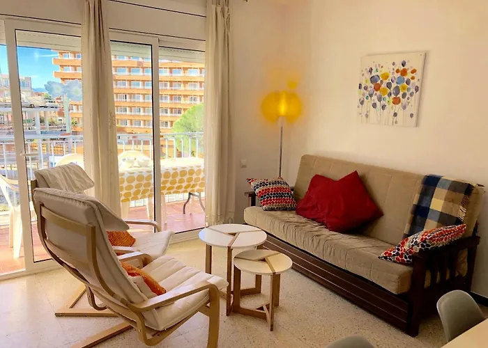 Apartamentos Aquarium. 150 Metros Playa.
