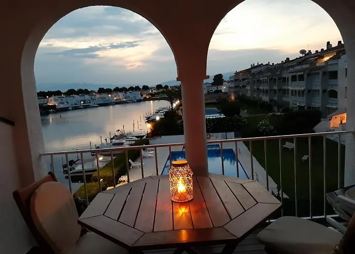 Appartement Avec Vue Magnifique Sur Le Lac De Sant Maurici, Pass
