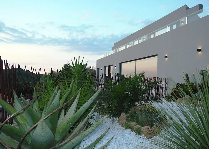 Casa Lou, Architect Villa With Heated Pool At Begur, 470M2