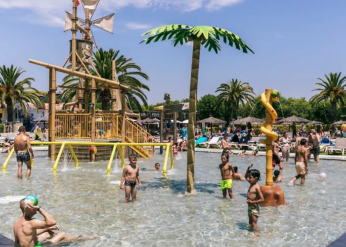 Camping La Masia - Mobile Homes by Lifestyle Holidays