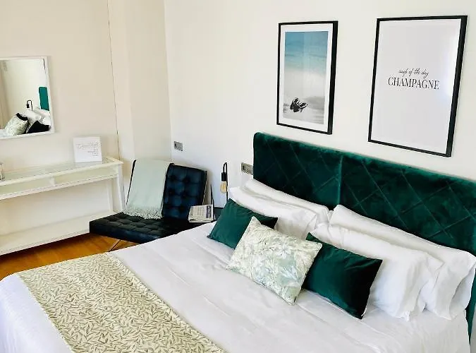 Hotel Carbonell