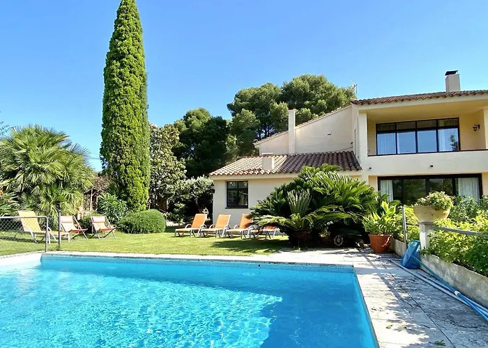 Gran Casa Economica Con Piscina Privada En Begur Ideal Familias