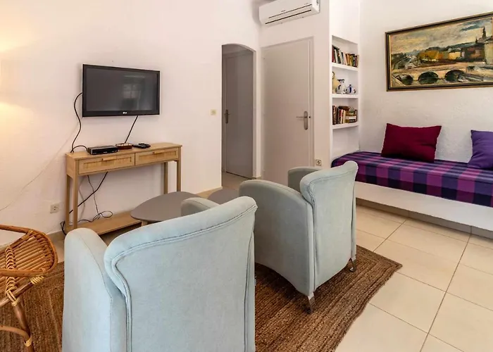 LA FARELLA 56 agradable apartamento cerca del mar