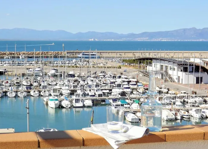 Apartaments Club Nautic Terral