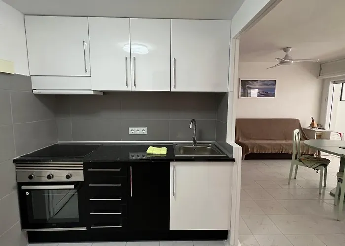 Apartamento Con Vistas Al Mar Y A La Montana