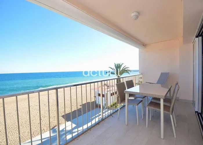 Beach Palace B-2