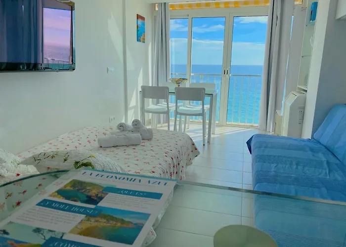 Cozy Loft Over The Beach In Platja D\'Aro