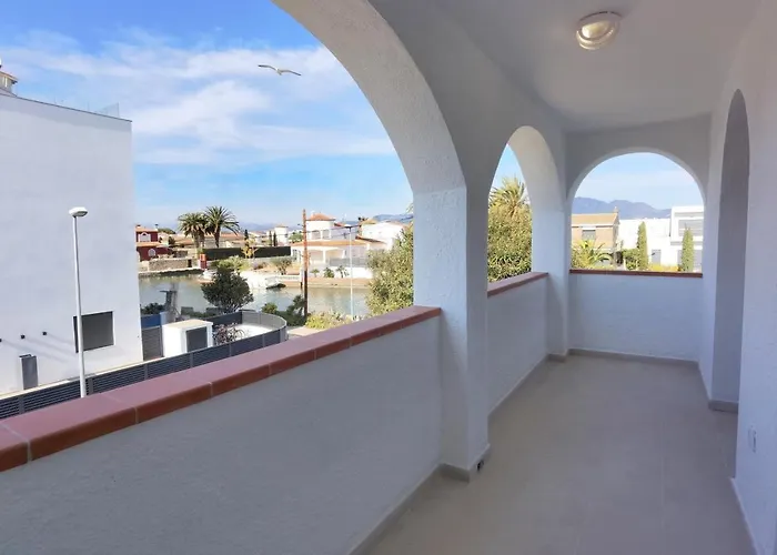 Leon Inmo Apartment Dana - 15770