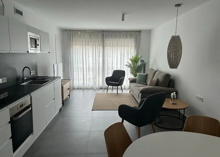 El Centre, 3 Habitacions, 2 Banys I Cuina