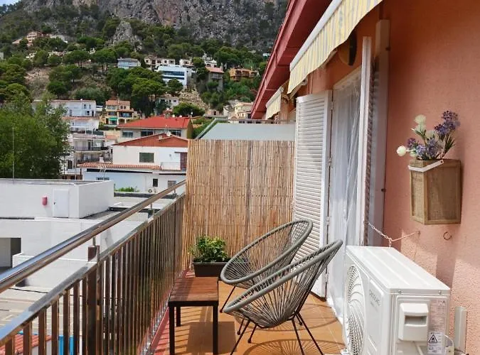 Petit apartament acollidor i lluminós amb terrassa