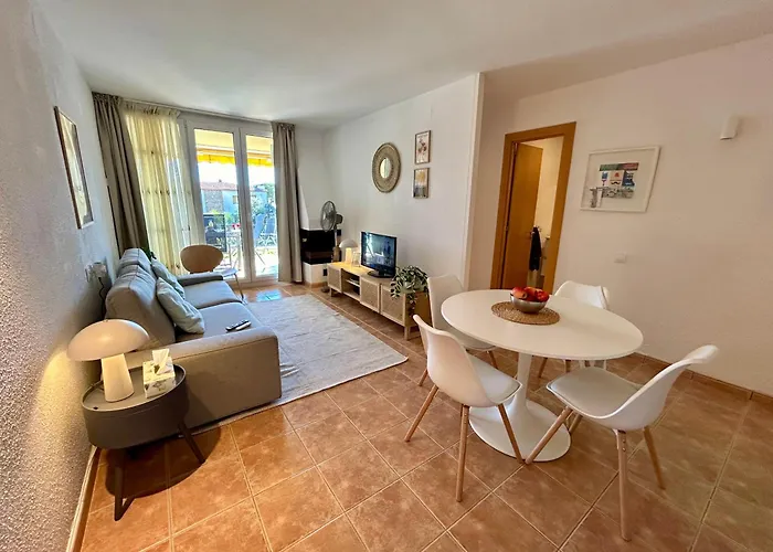 Apartament Reformat, Wi Fi, Parking, Piscina, Ac