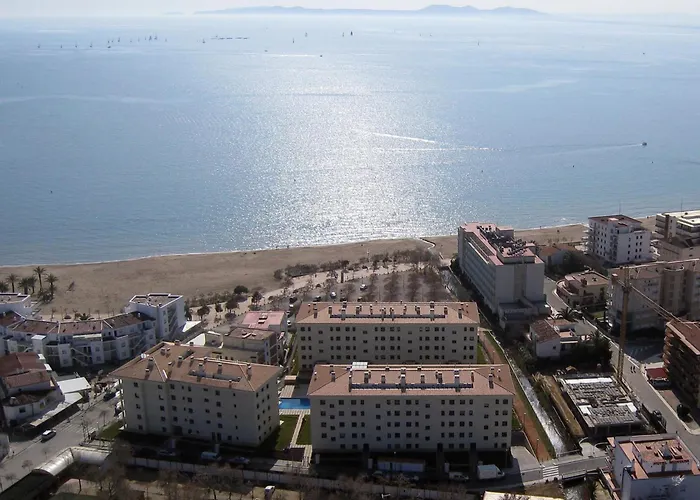 Frente A La Playa De Roses, Piscina, Terraza, Ac, Parking, 6 Pers, Ideal Para Familias - Es-258-13