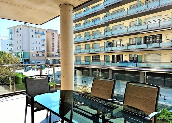 Apartamento En Roses: Terraza, A/A, Wifi, Parking, 2ª Linea De Playa - Es-258-89