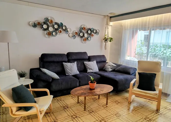 Spacious Family Flat Centrally Located.