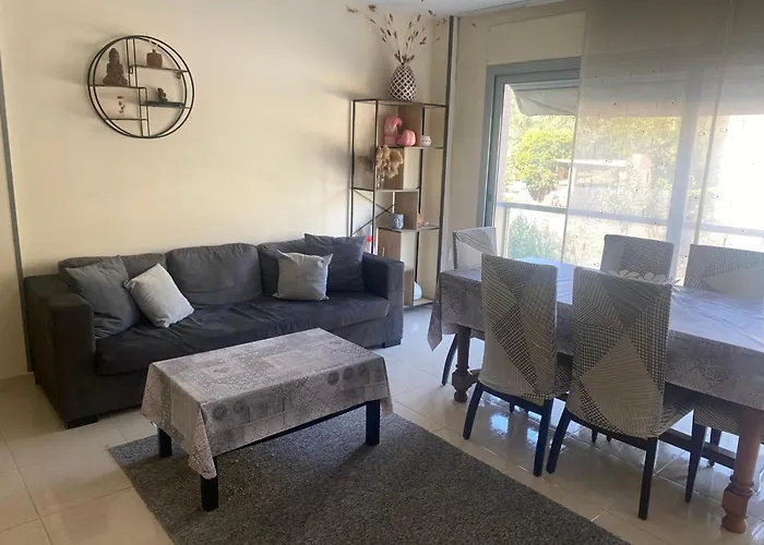 Appartement Climatise + Garage