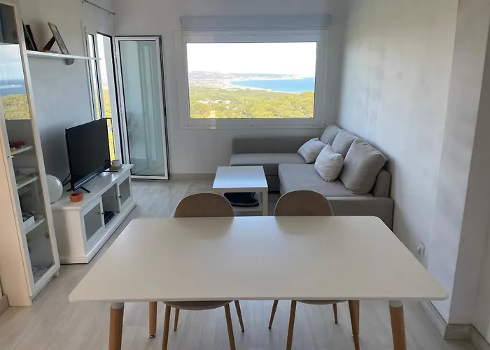 Nuevo. Reformado Con Vistas Panoramicas Y Piscina