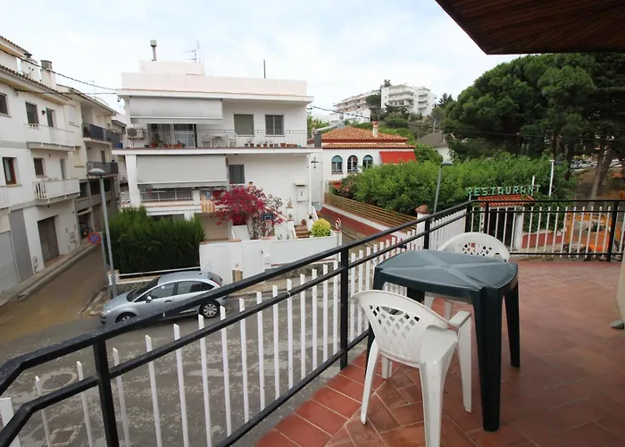 Apartamento Centrico, Luminoso A 100M De La Playa Con Balcon Y Wifi