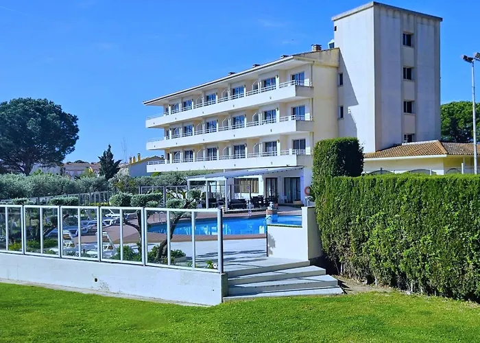 Apartamentos La Masia