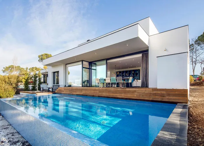 Holiday Rentals At Camiral Golf & Wellness