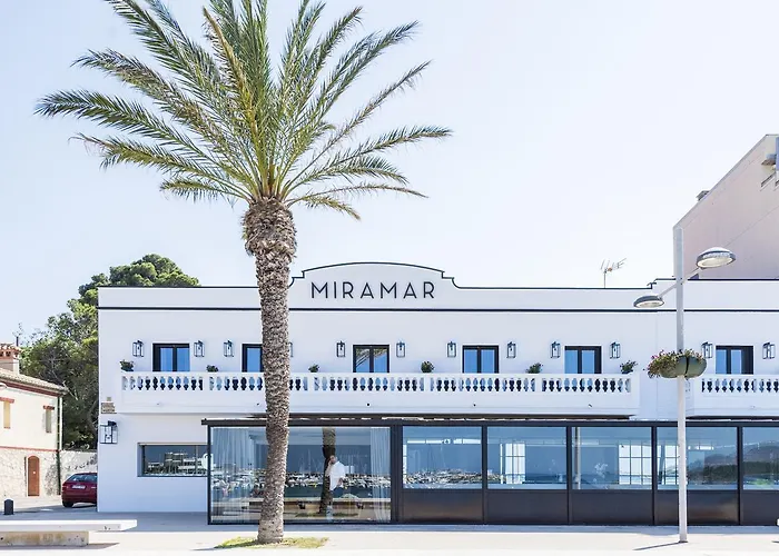Miramar Rooms