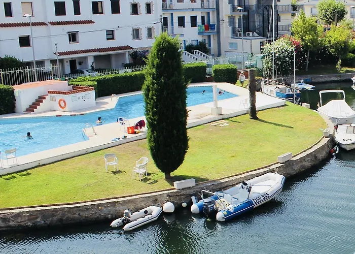 Port Sotavent 16A - Apartamento En La Marina De Empuriabrava - Piscina Comunitaria, - Parking - Vistas Al Canal - Cerca Centro Y Playa