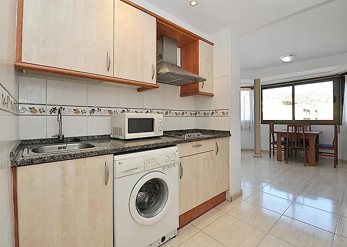 Apartamentos Ar Easy Oliva