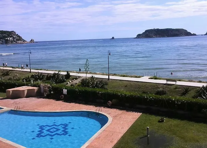 L\'Estartit, Estudio En Primera Linea De Mar.