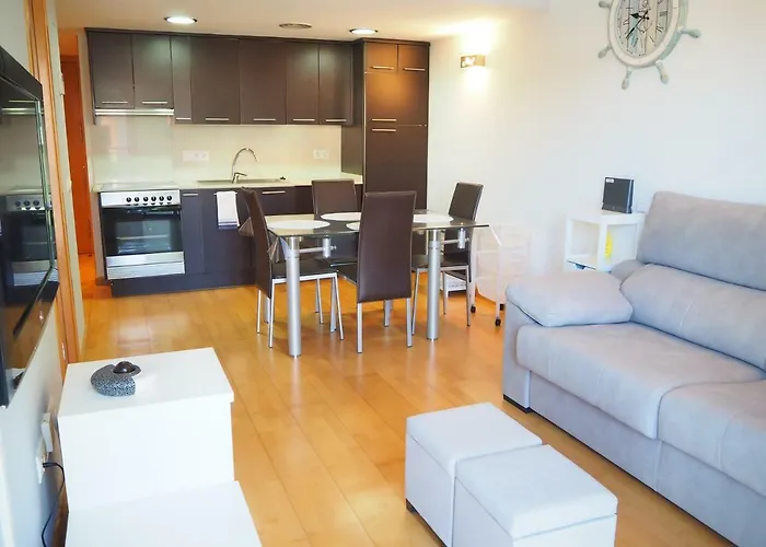 Apartamento Moderno Con Parking En Palamos
