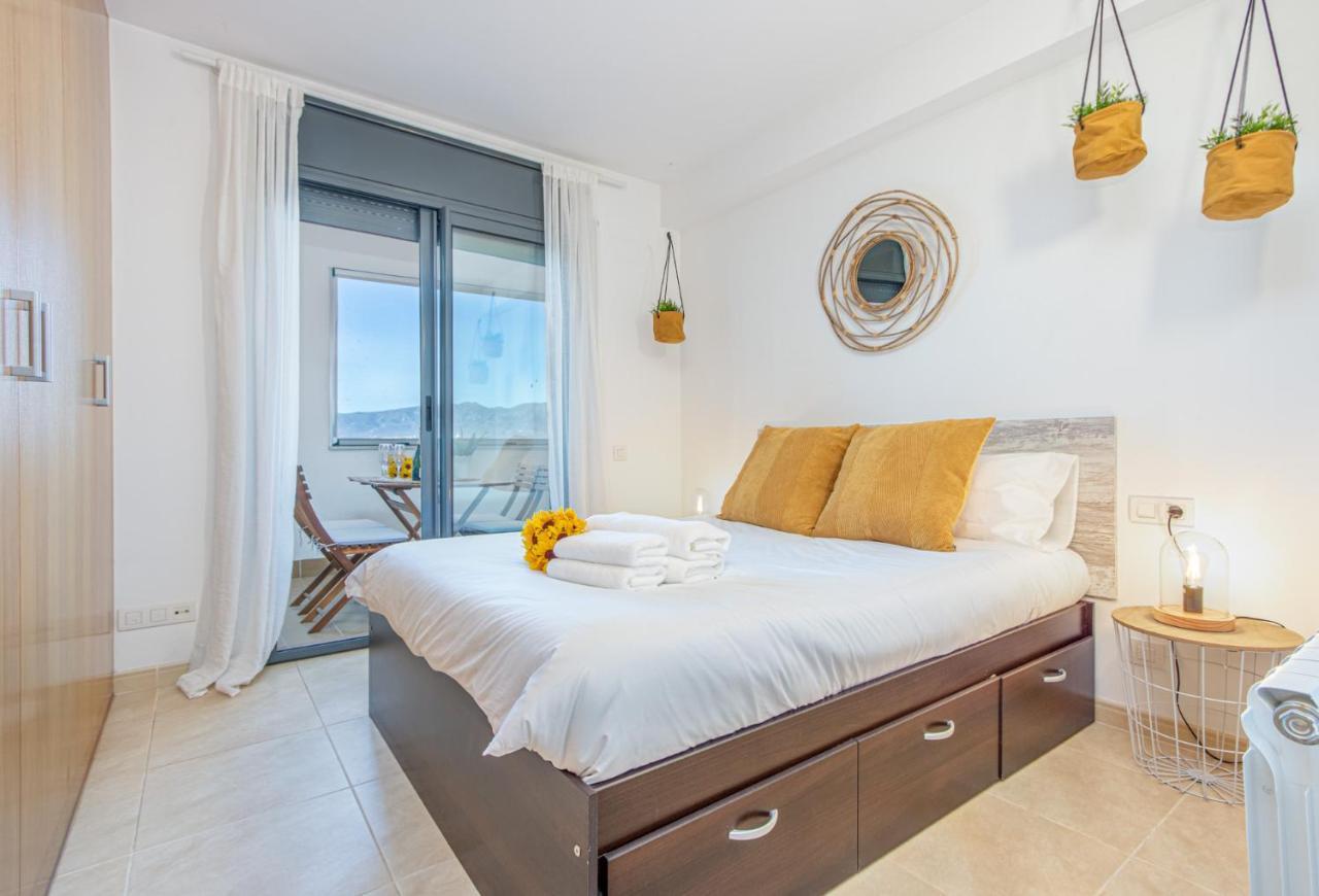Apartamento Empurialola -precioso Apartamento Vistas Mar Y Piscina En Empuriabrava- 133 Ampuriabrava