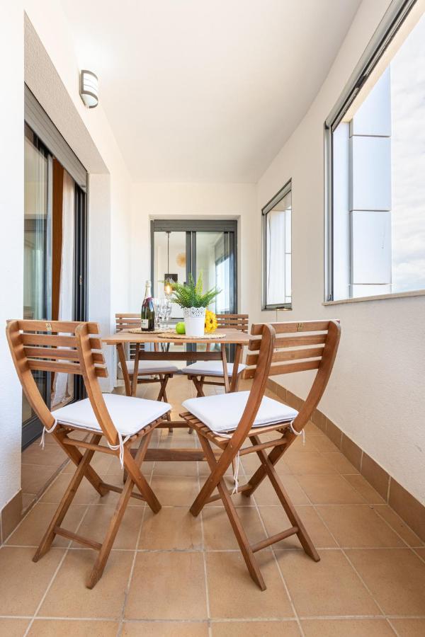 Apartamento Empurialola -precioso Apartamento Vistas Mar Y Piscina En Empuriabrava- 133