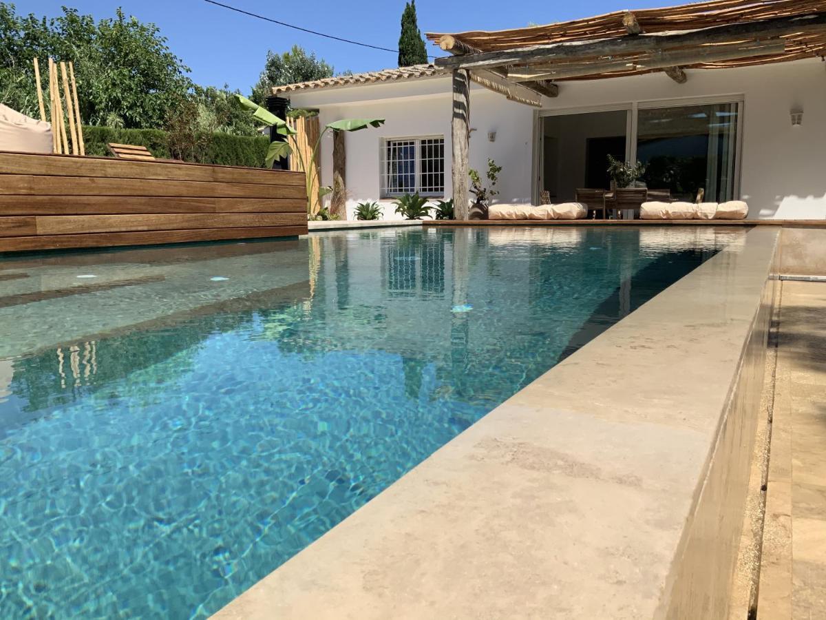 Casa Del Hort, Private Pool & Garden Villa *