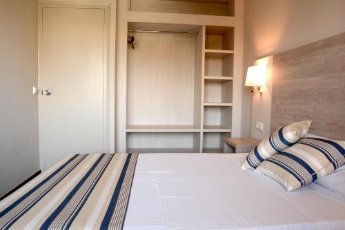 La Catifa Now With Elevator!!! Apartment Palamos
