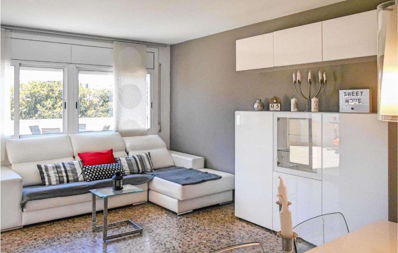 Apartment Stunning In With Kitchen