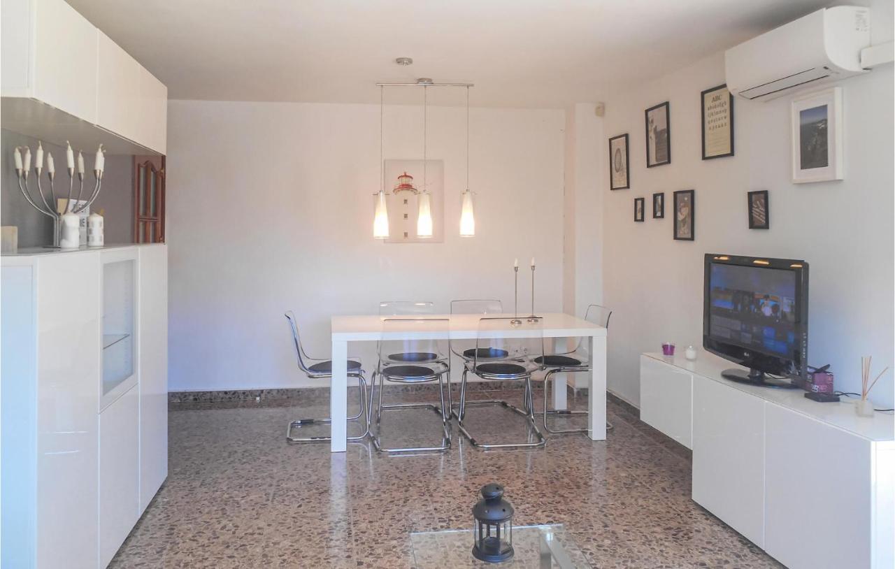 Stunning In With Kitchen Tossa de Mar
