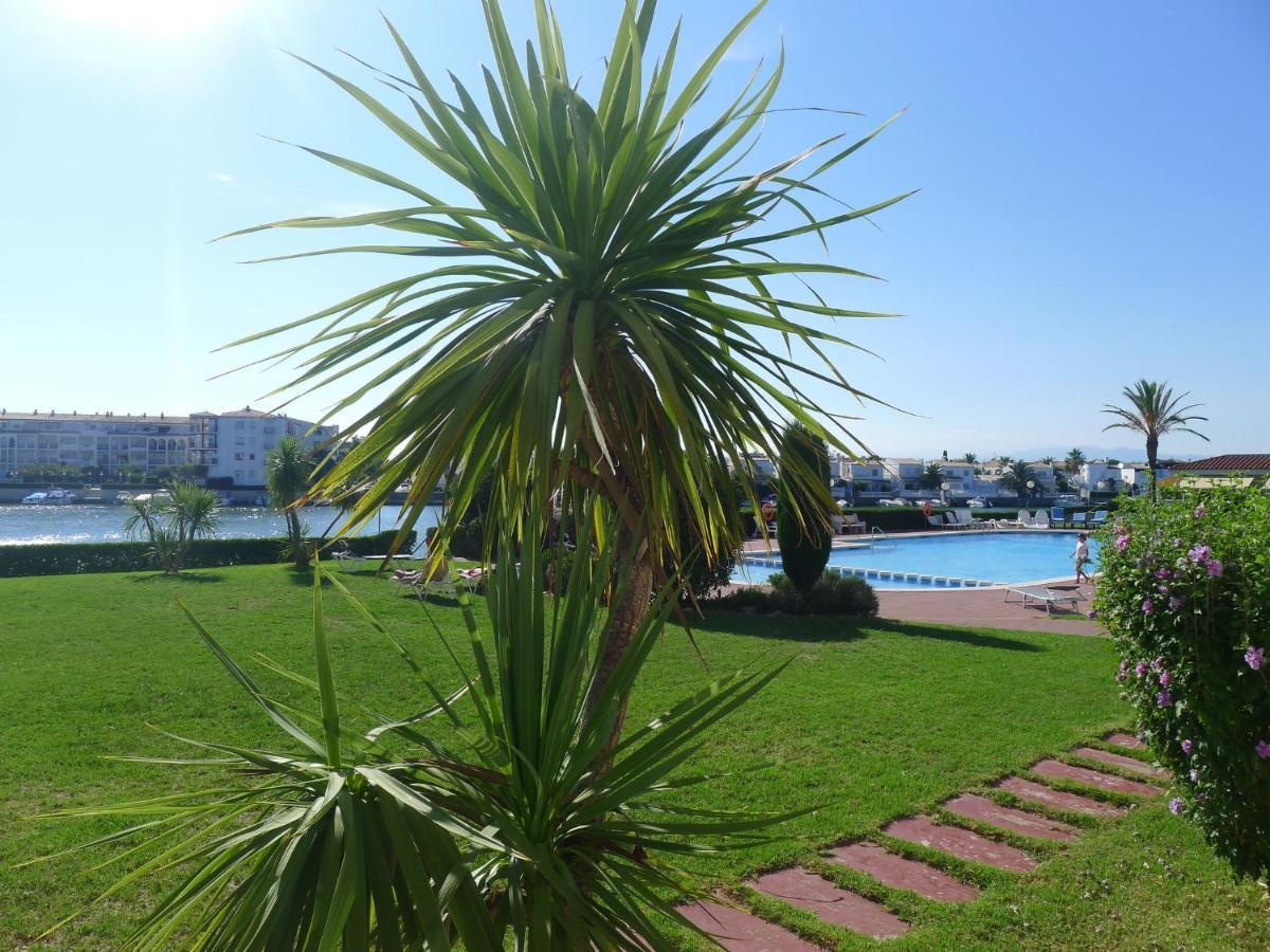 Sant Maurici By Interhome Apartamento