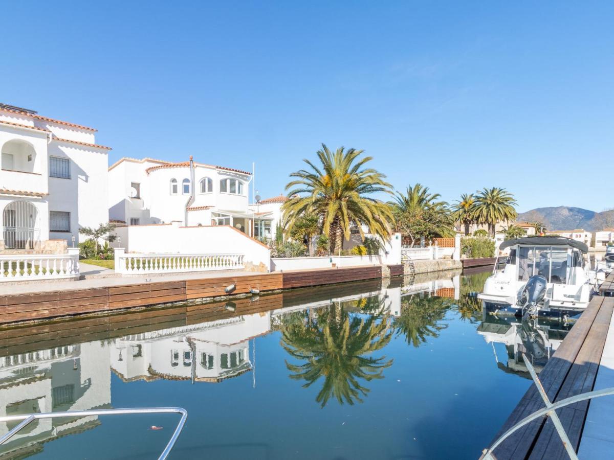 Holiday home Bonica By Interhome Empuriabrava