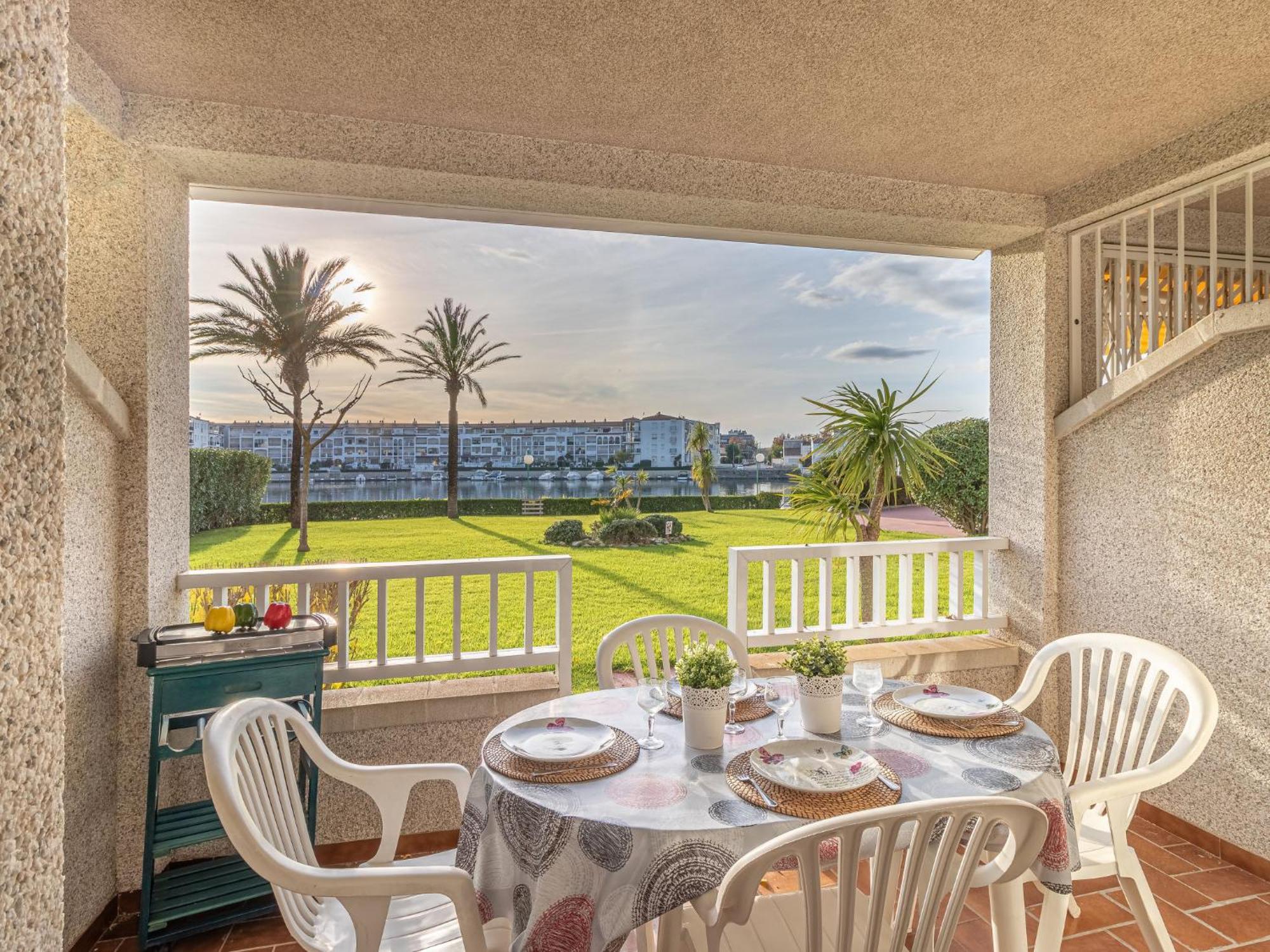 Sant Maurici By Interhome * Ampuriabrava
