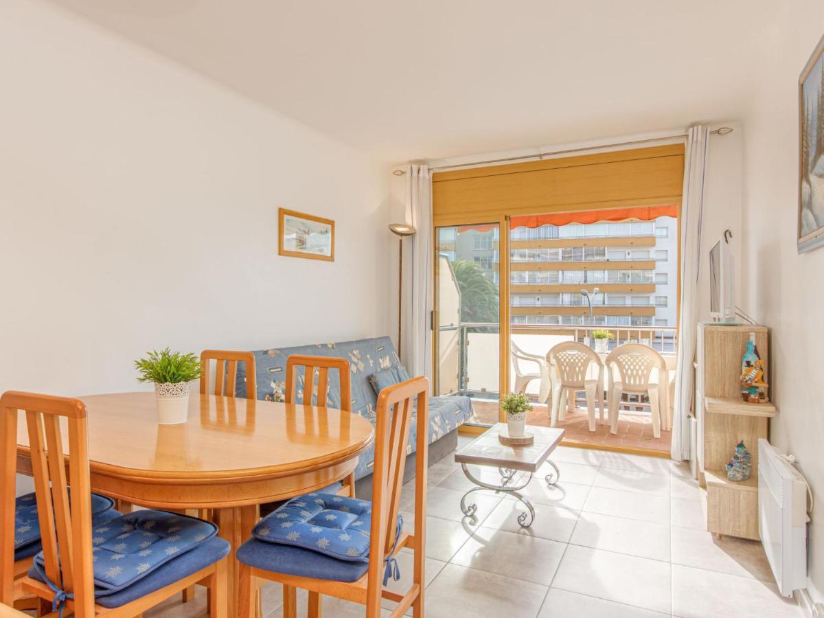 5 By Interhome