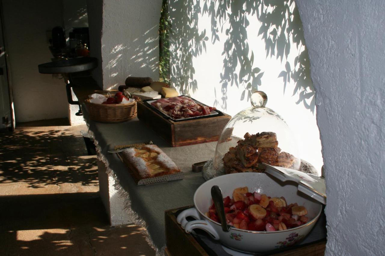 Le Rondini Bed & Breakfast *