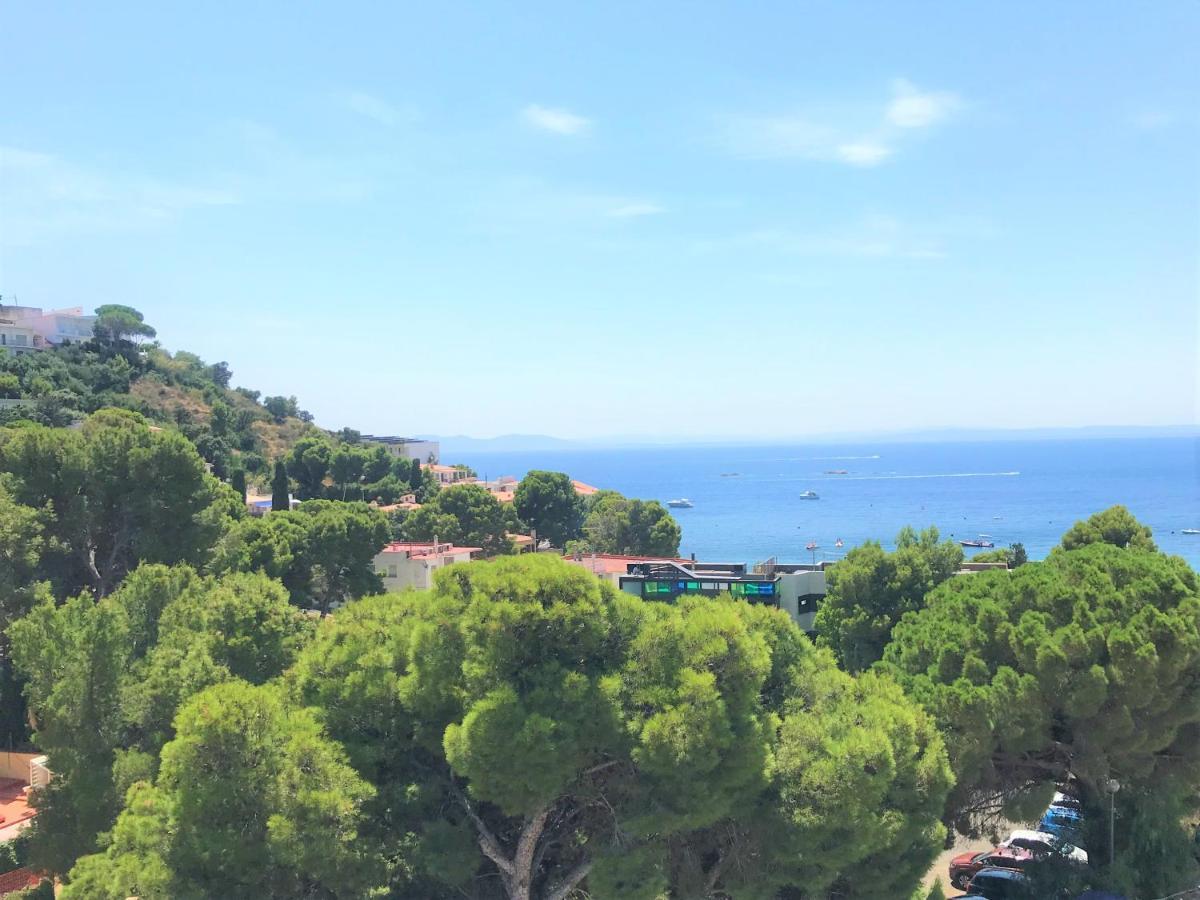 Apartamento En Con Vistas Al Mar A 50 Metros De La Playa Apartment Roses