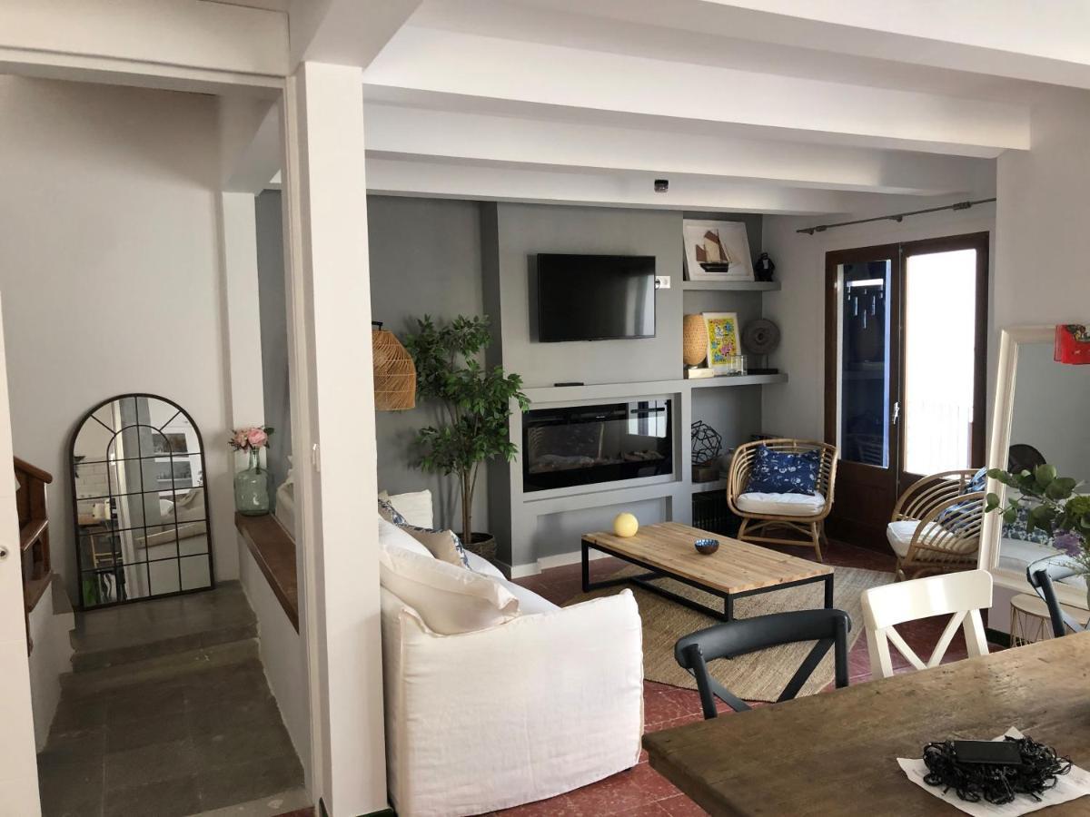 Apartment Big Family House In The Center Of *