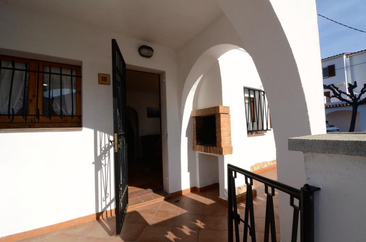 Llanca 2 Holiday home L'Escala