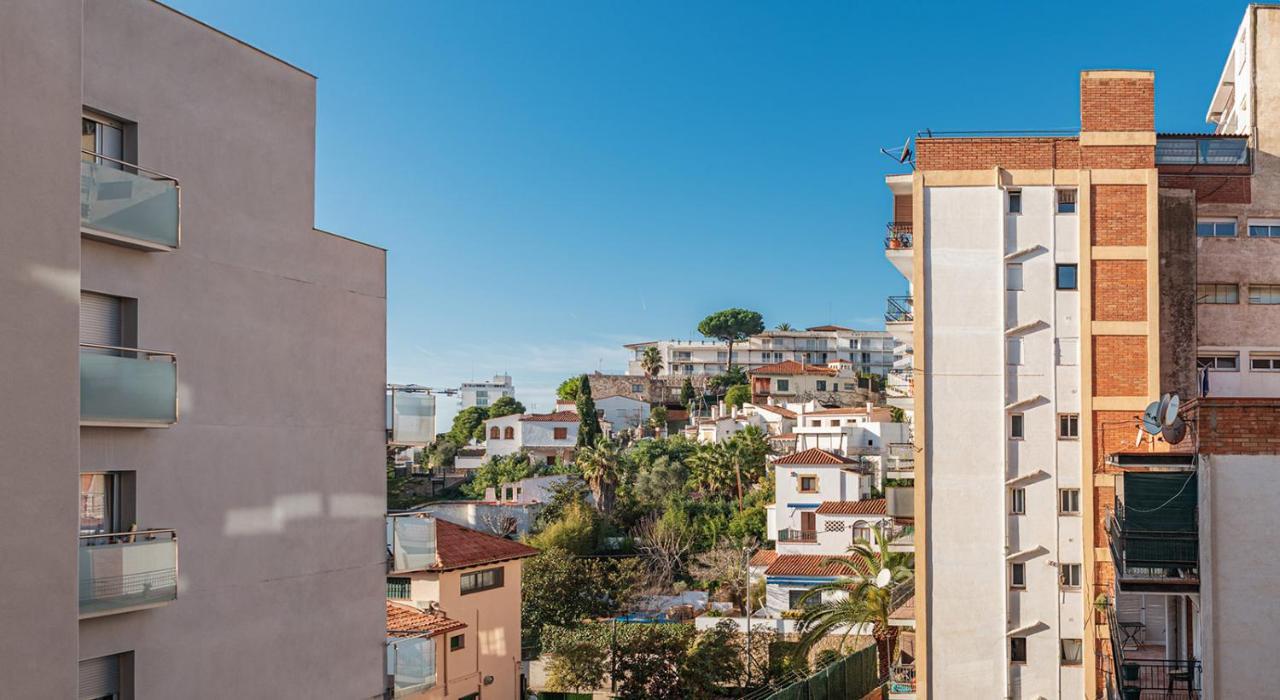 Parrot's House * Lloret de Mar