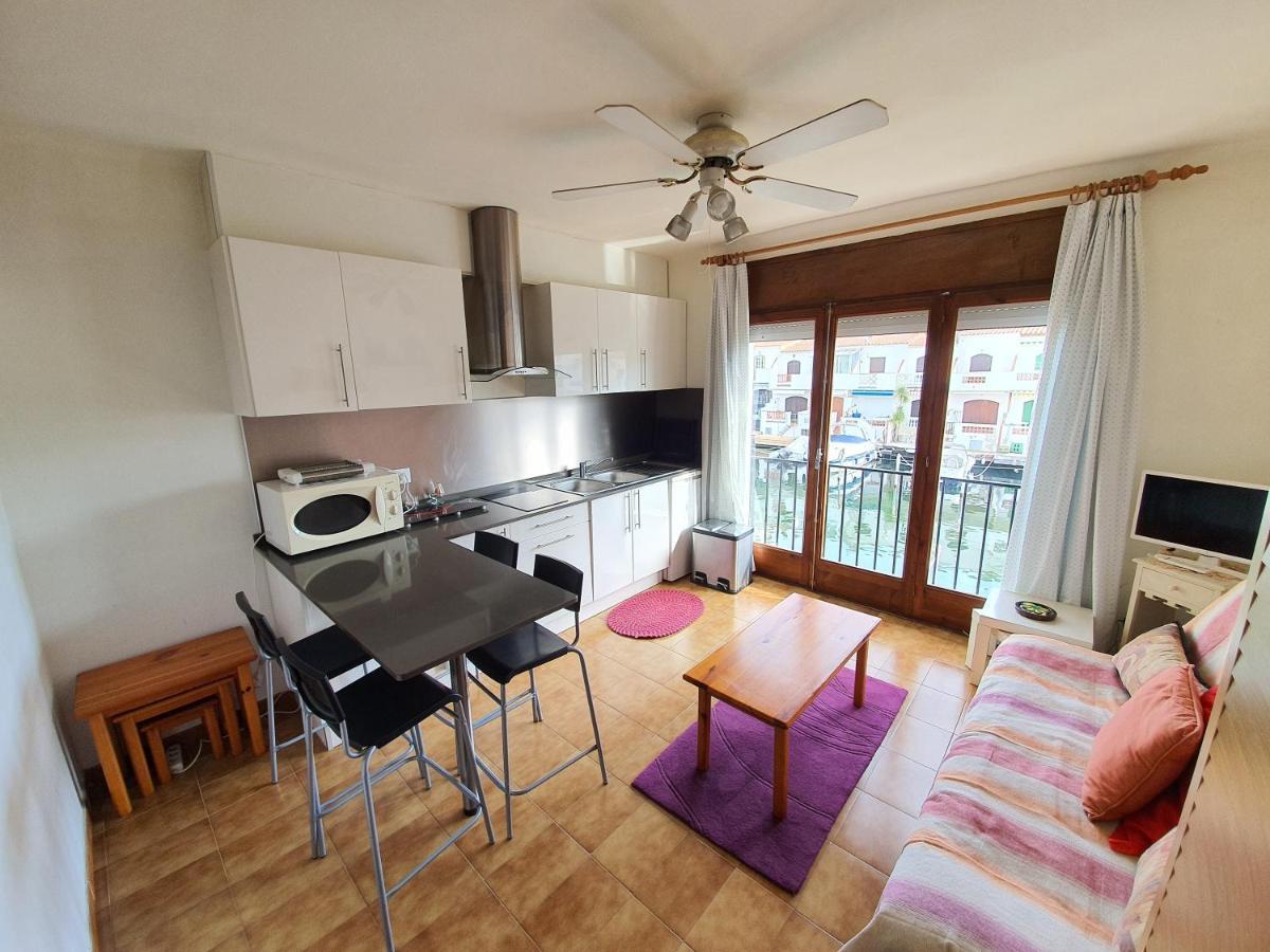 Portofino Canales Apartment Empuriabrava