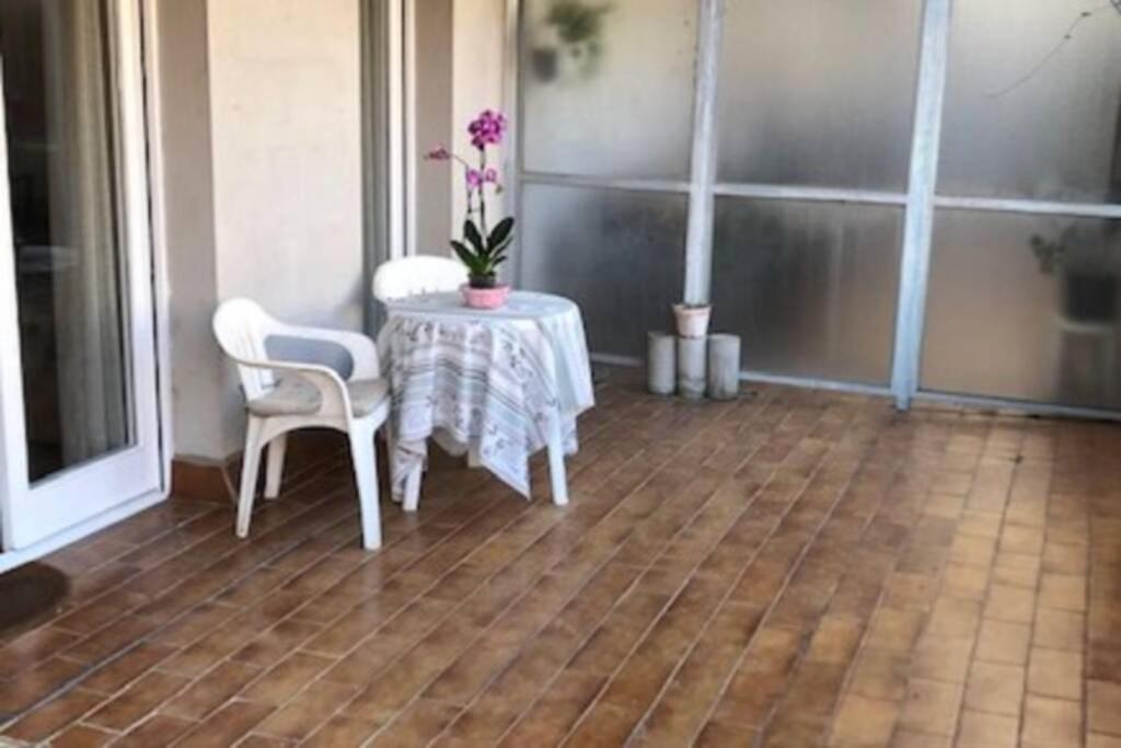 Comode Al Bell Mig De Apartamento *